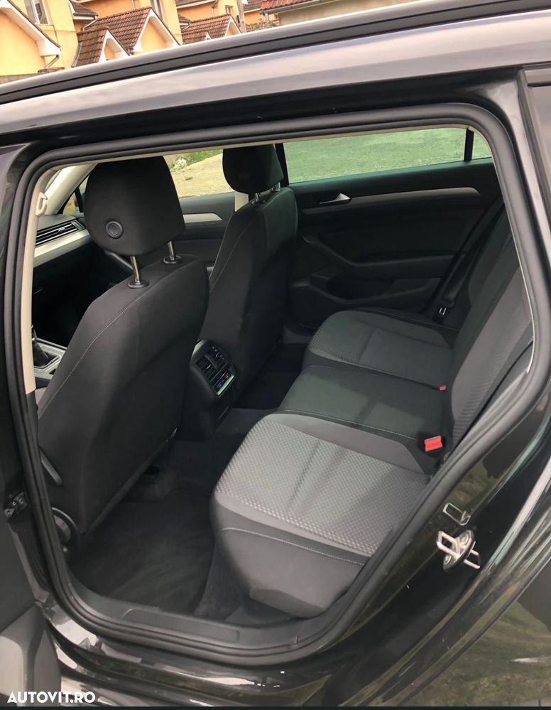 Volkswagen Passat 2.0 TDI SCR Comfortline - 6