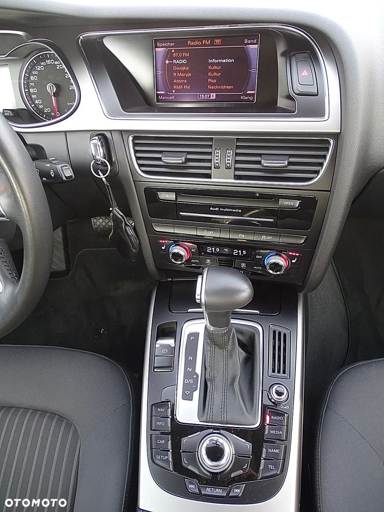 Audi A4 Limousine - 11