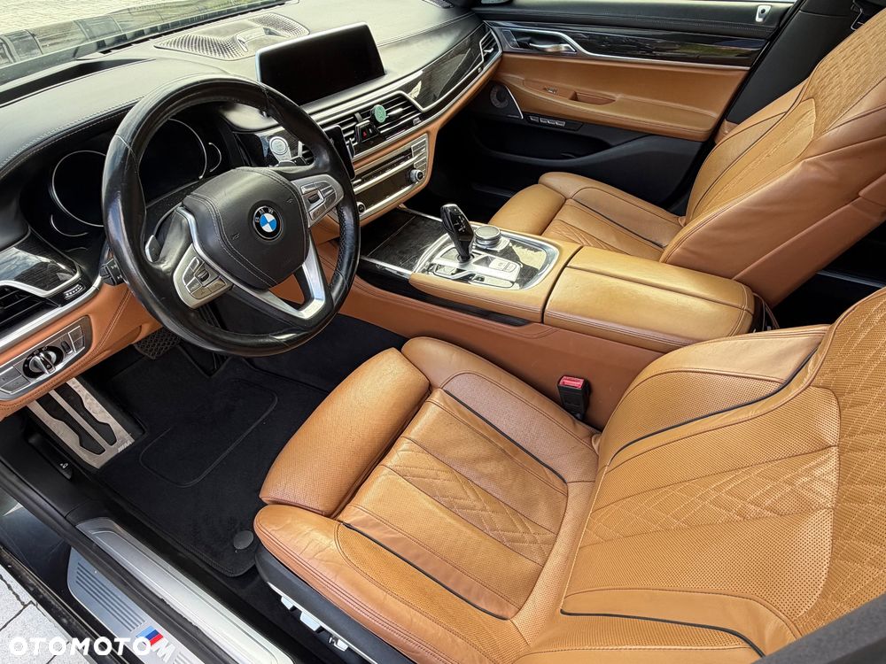 BMW Seria 7 750Li xDrive Edition Exclusive - 15
