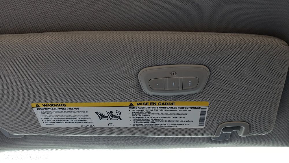 Chrysler Pacifica - 20