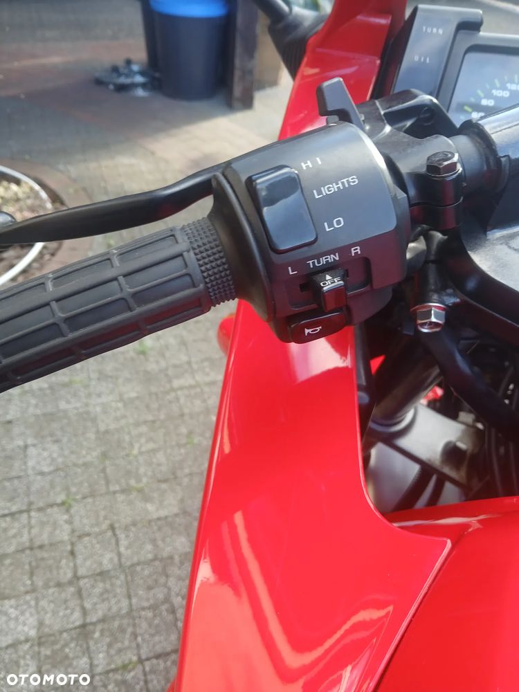 Kawasaki GPX - 8