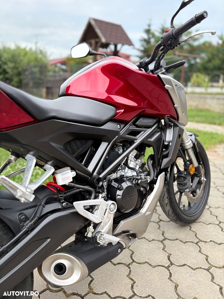 Honda CB 125R - 5