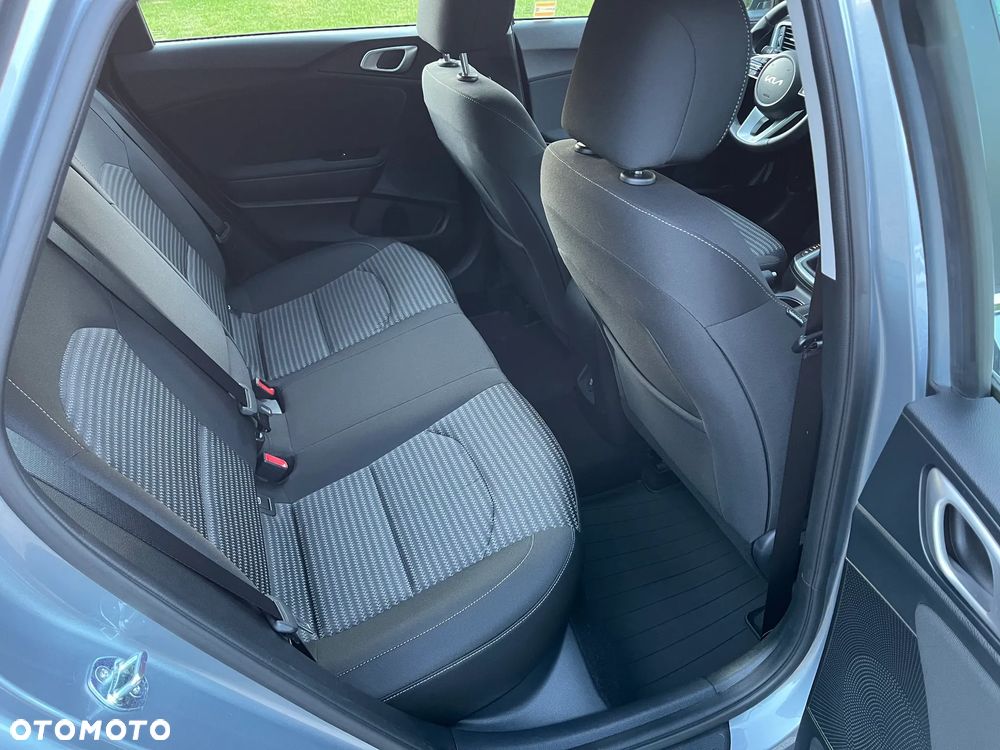 Kia Ceed 1.5 T-GDI M - 9