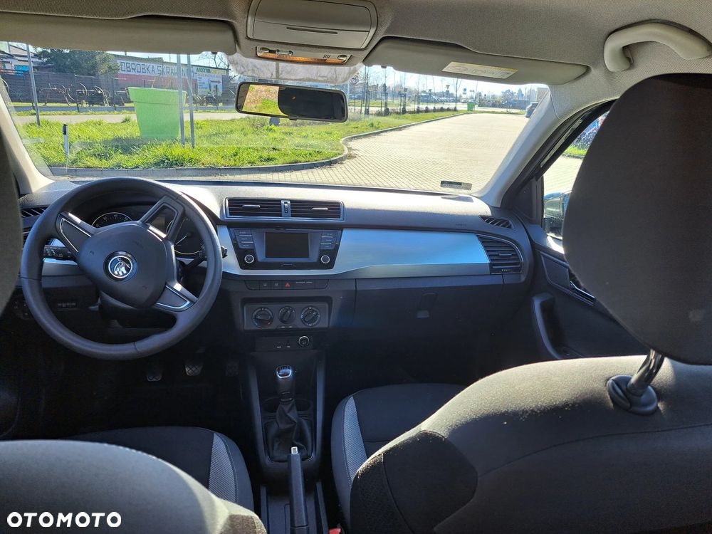 Skoda Fabia 1.0 TSI Ambition - 10