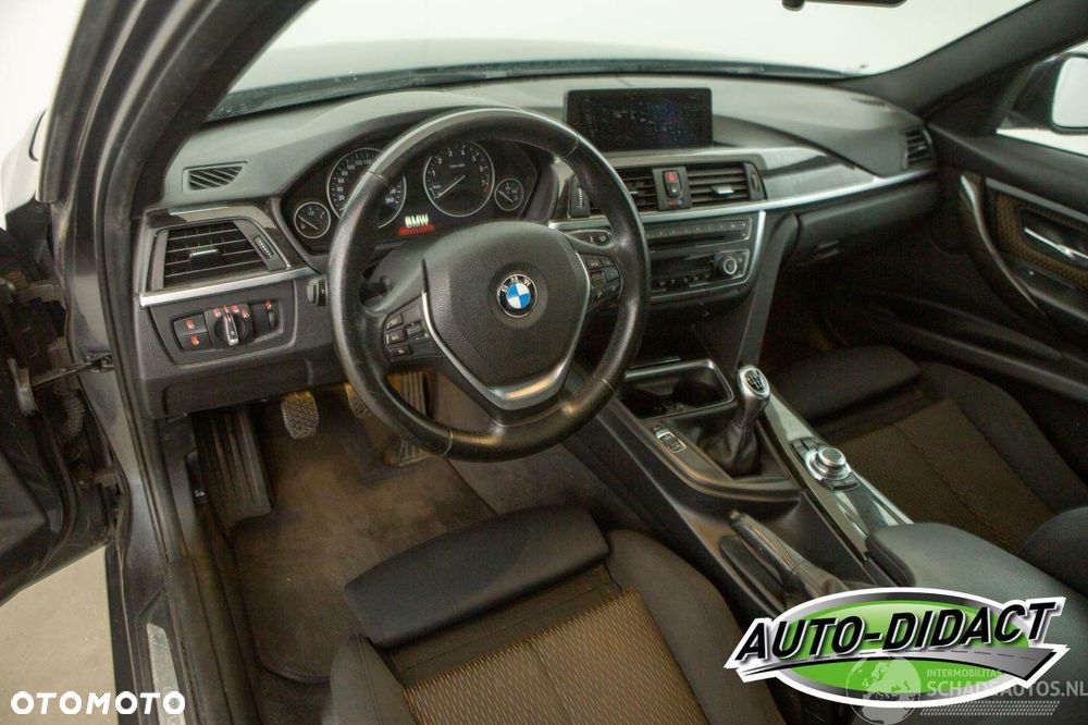 BMW Seria 3 - 10