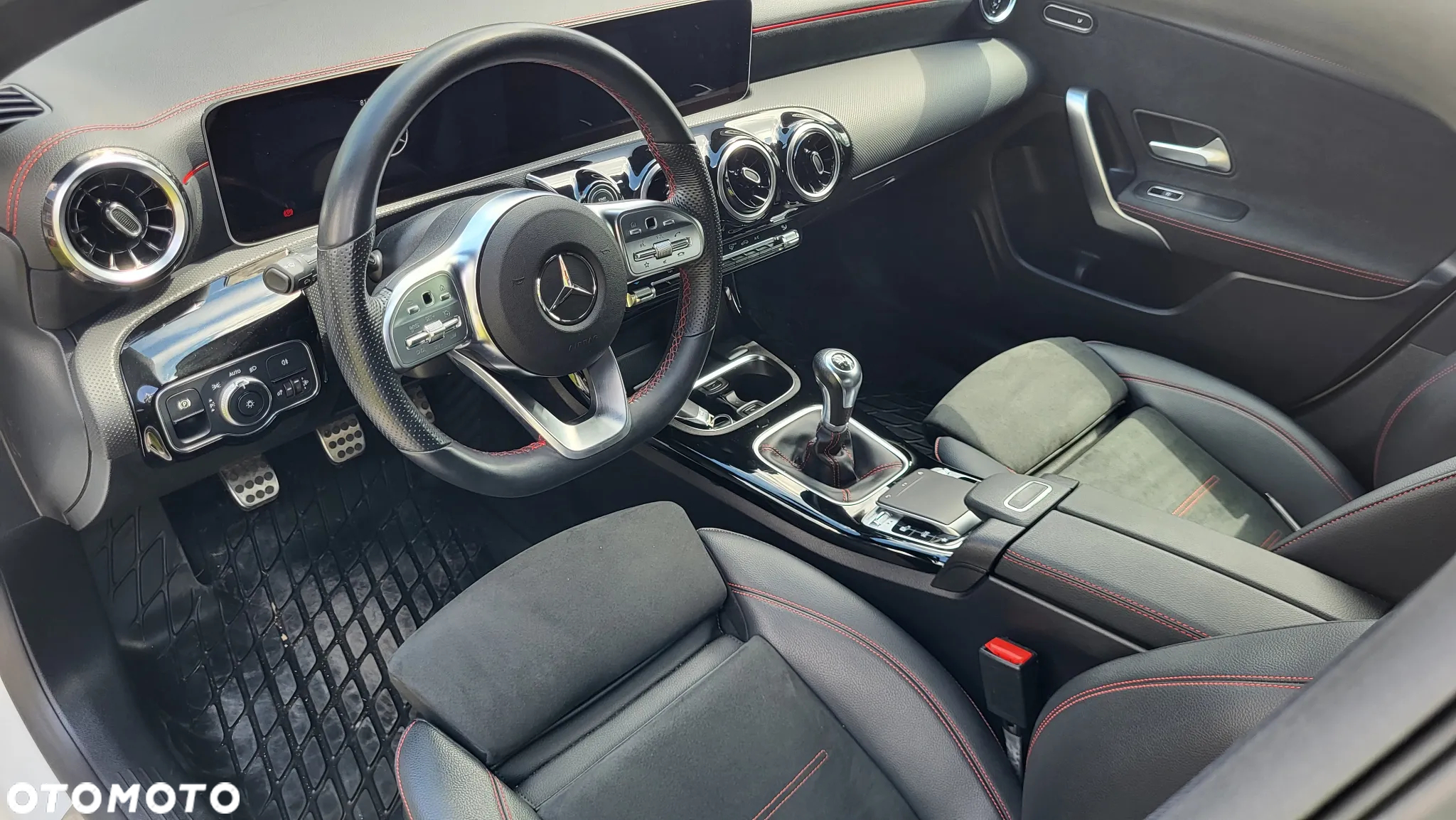 Mercedes-Benz CLA 200 AMG Line - 10