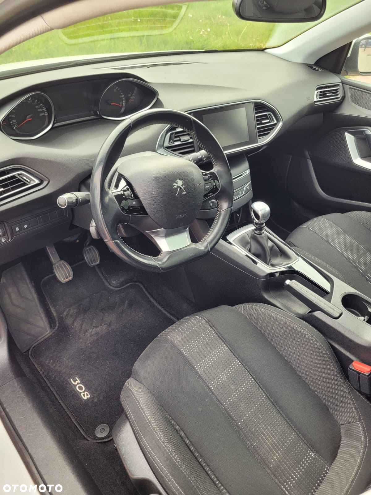 Peugeot 308 SW 1.6 BlueHDi Active S&S - 11