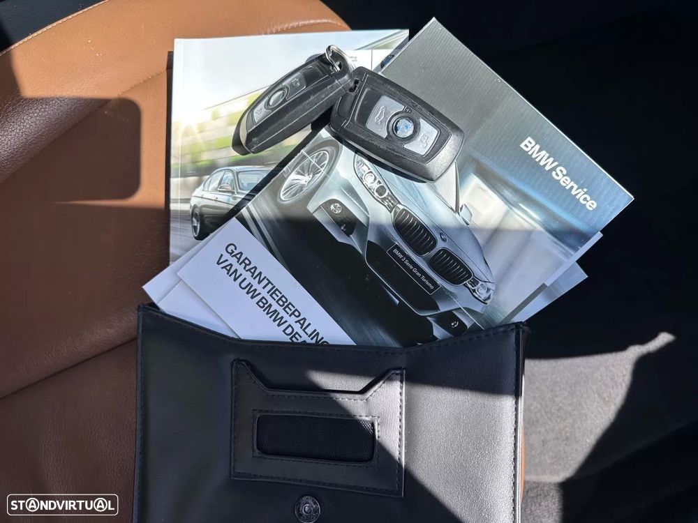 BMW 320 d Luxury Line - 59