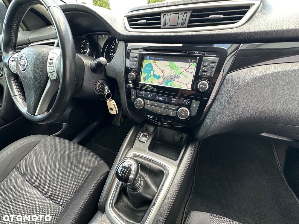 Nissan Qashqai 1.2 DIG-T N-Vision EU6 - 21