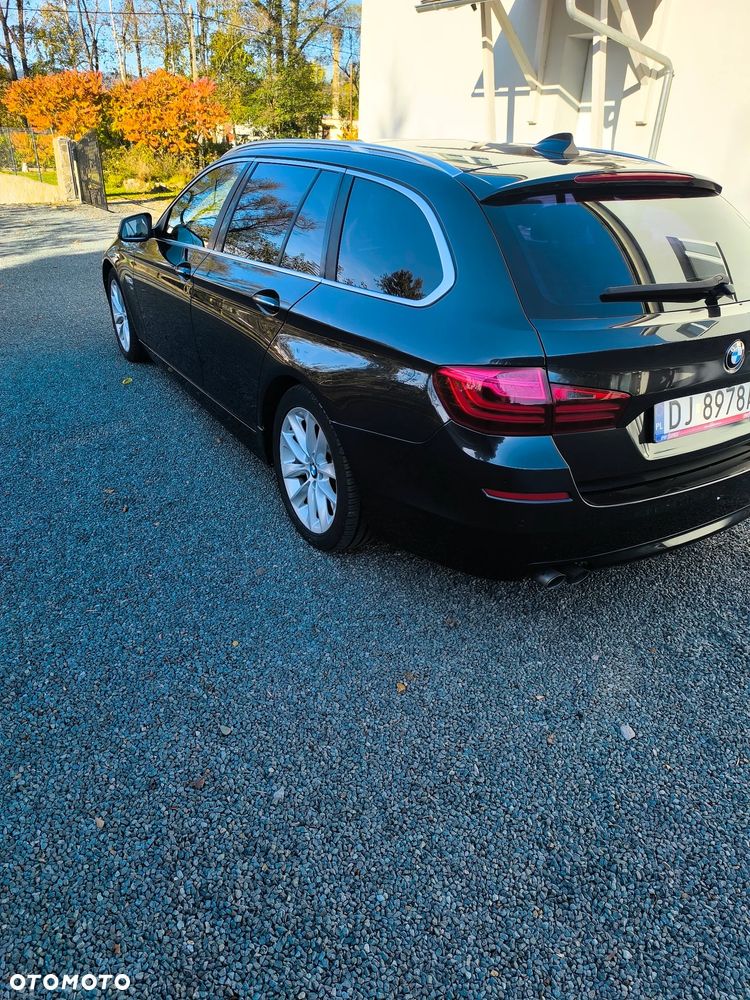 BMW Seria 5 530d xDrive - 2