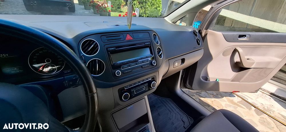 Volkswagen Golf Plus 1.6 TDI DPF Comfortline - 4