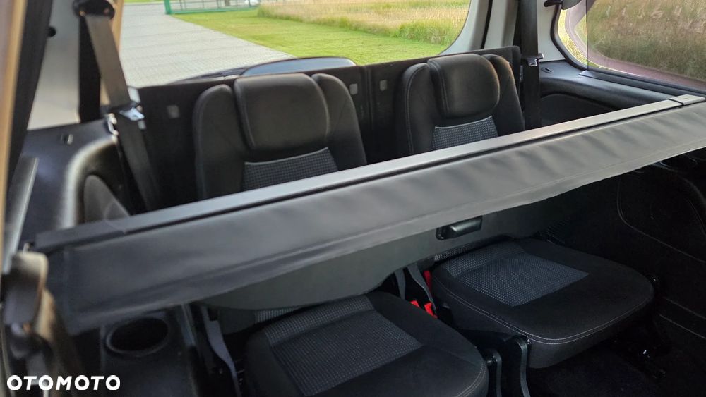 Ford Galaxy 2.0 TDCi Titanium - 19