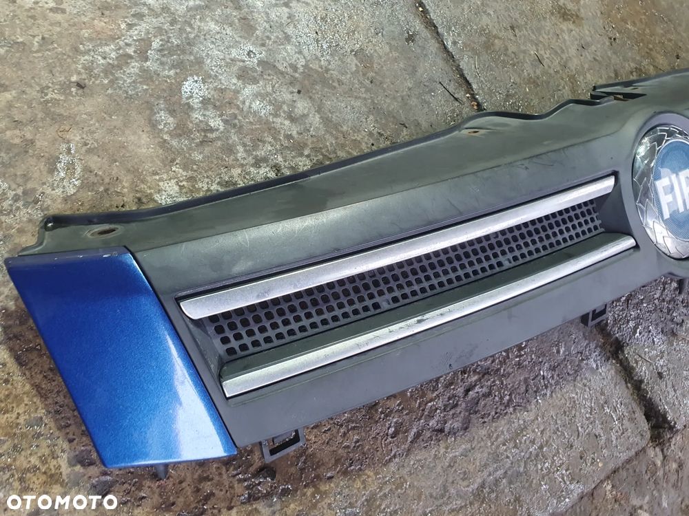 FIAT PANDA II LIFT GRILL ATRAPA ZDERZAKA 735353899 - 2