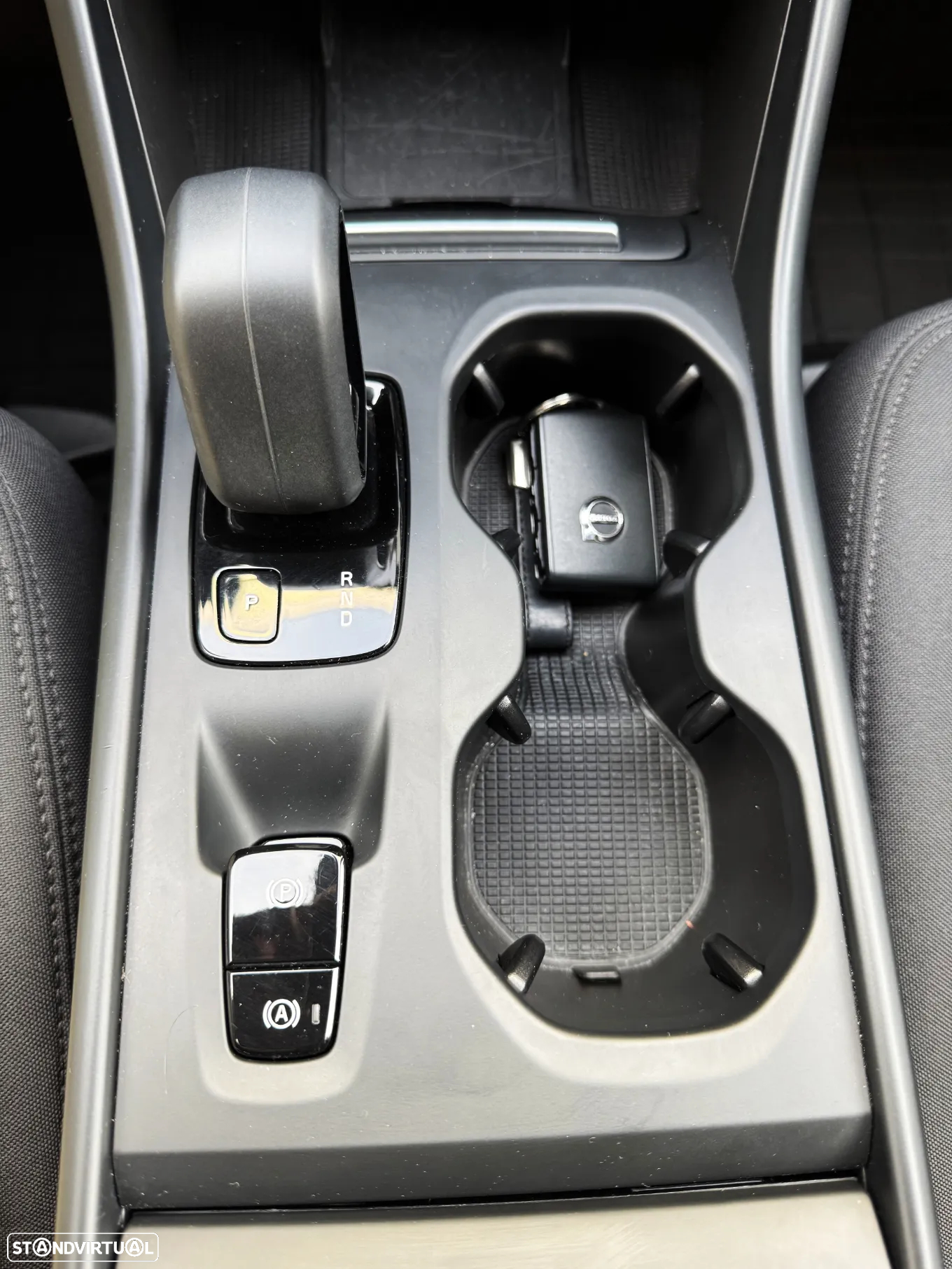 Volvo XC 40 1.5 T3 Momentum Geartronic - 18