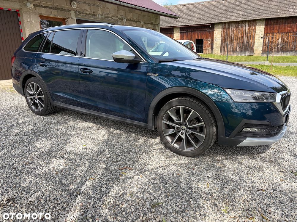 Skoda Octavia 1.5 TSI ACT Scout - 2