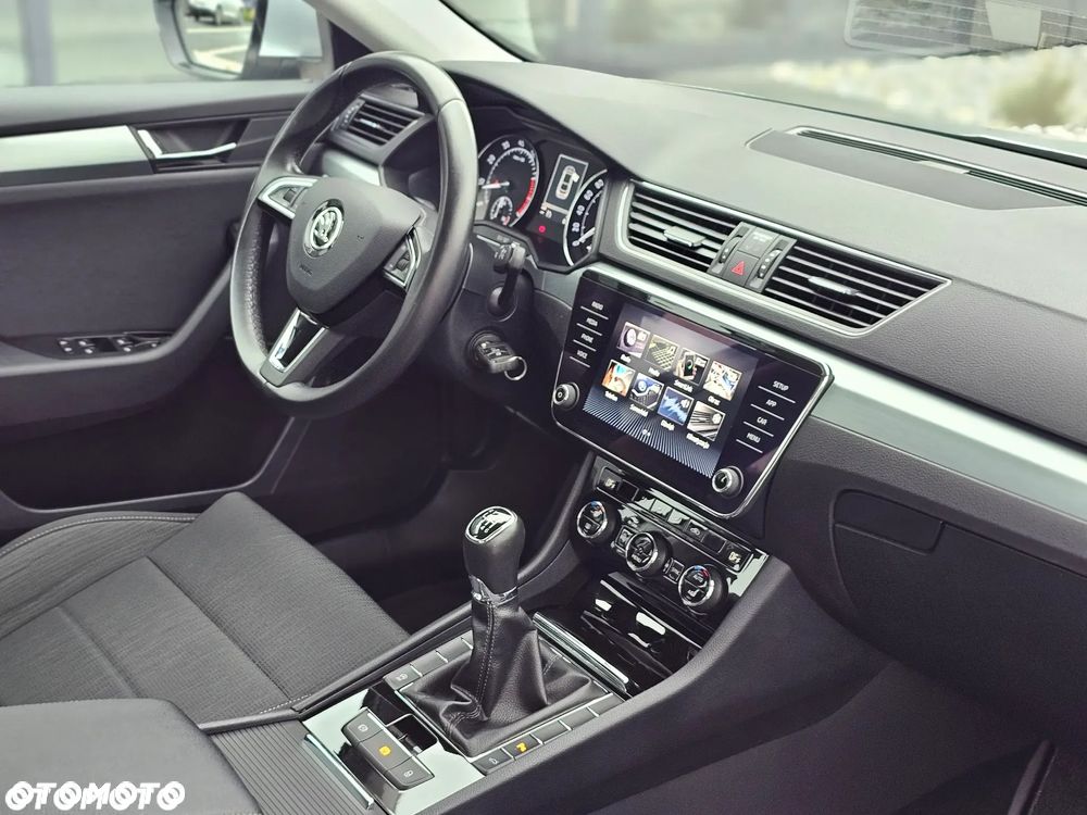 Skoda Superb 1.5 TSI Ambition - 33