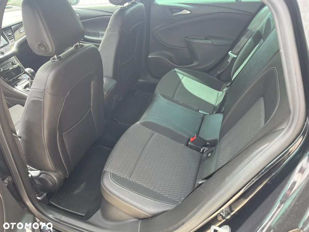 Opel Astra 1.6 D (CDTI) Start/Stop Innovation - 10