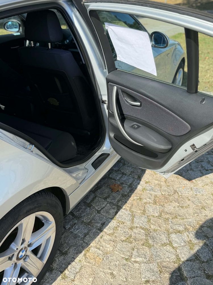 BMW Seria 1 - 12