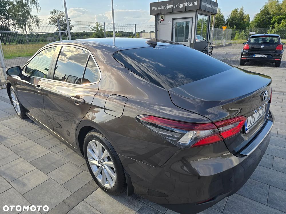 Toyota Camry 2.5 Hybrid Executive CVT - 24