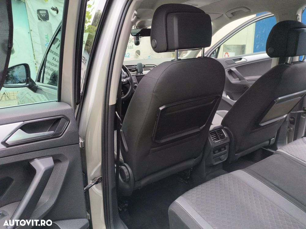 Volkswagen Tiguan 2.0 TDI 4Mot DSG Comfortline - 6