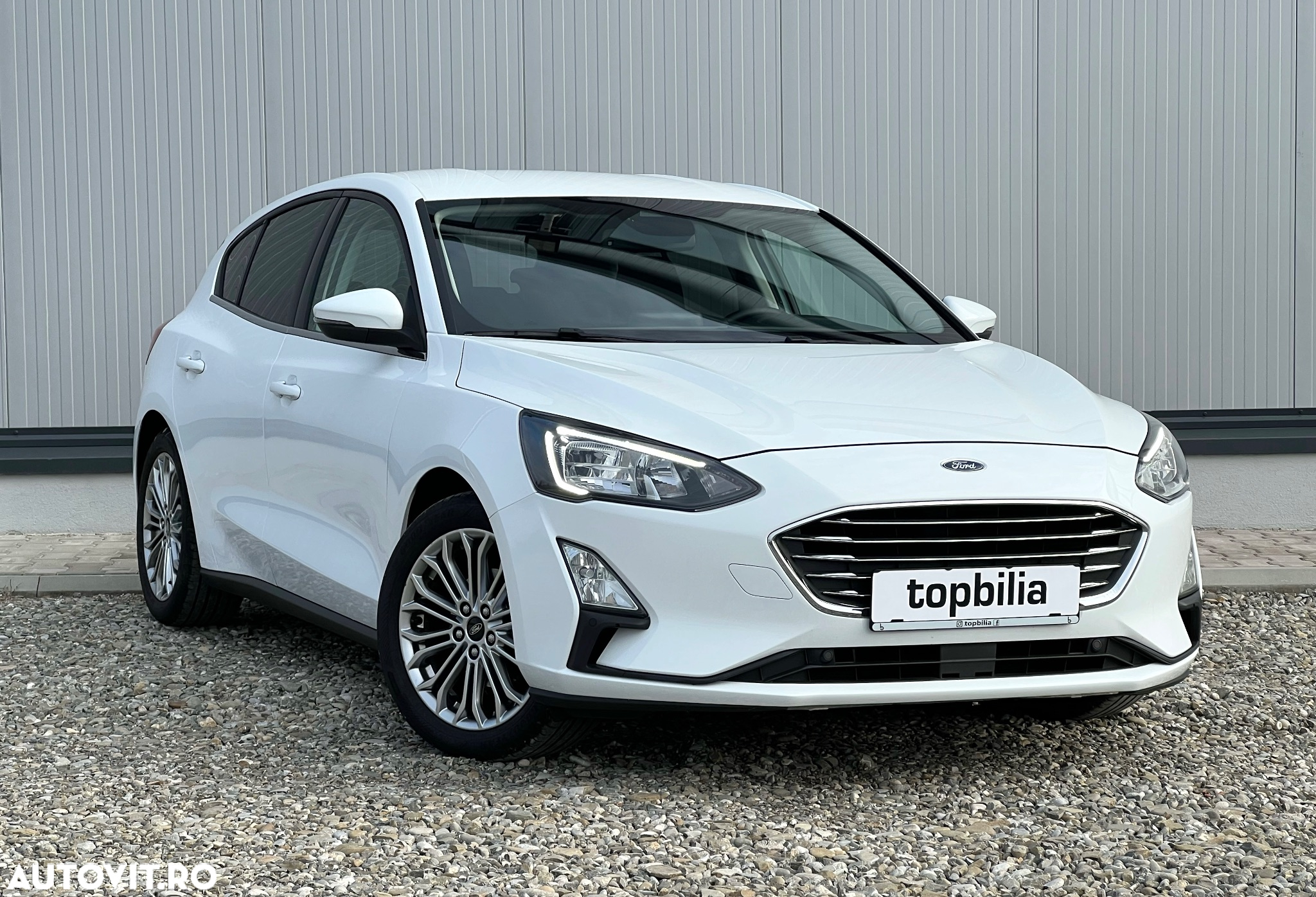 Ford Focus 1.5 EcoBlue Start-Stopp-System TITANIUM X - 2