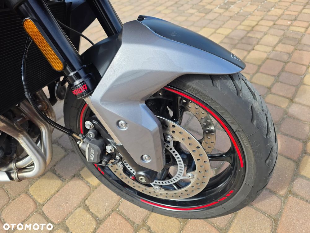 Triumph Tiger - 5