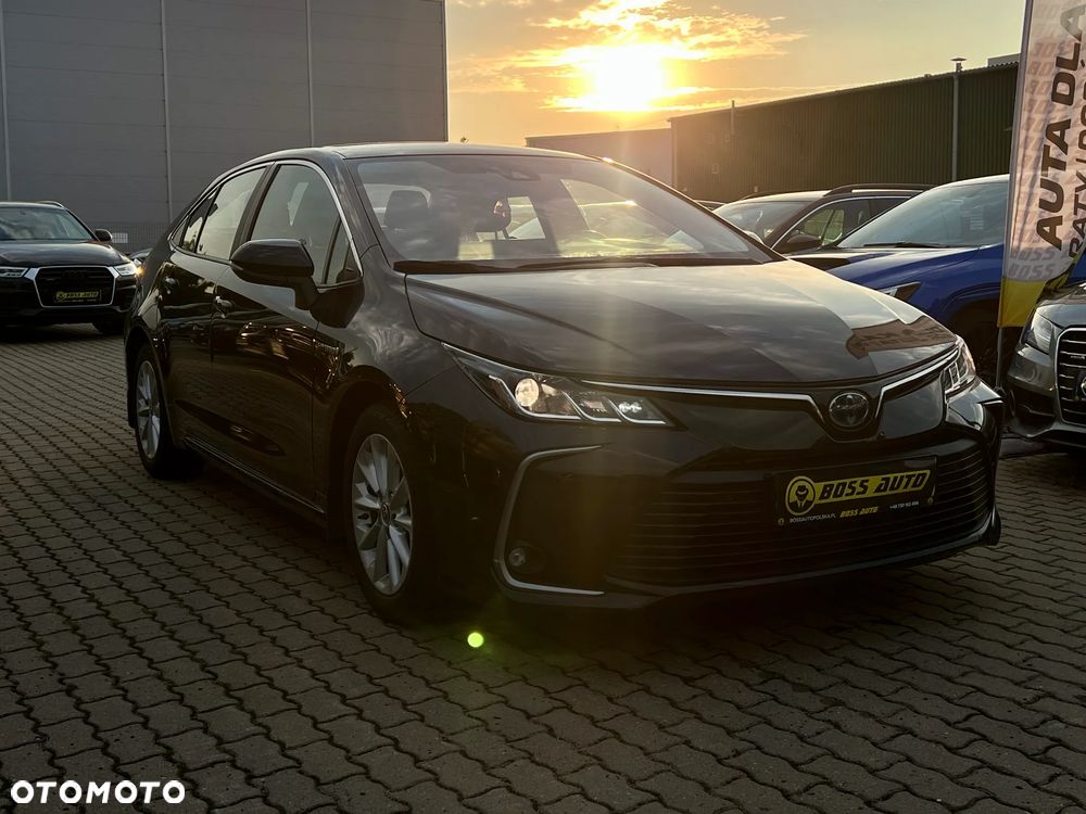 Toyota Corolla - 3