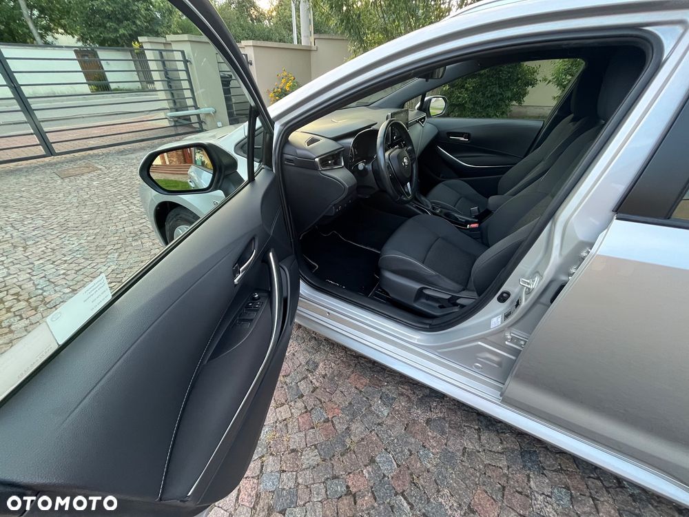 Toyota Corolla 1.8 Hybrid Comfort - 27