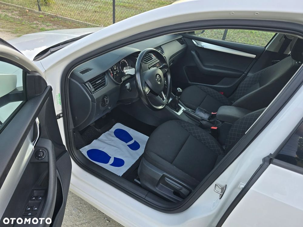 Skoda Octavia 1.6 TDI Sport Edition - 9