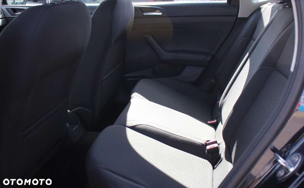 Volkswagen Polo - 15