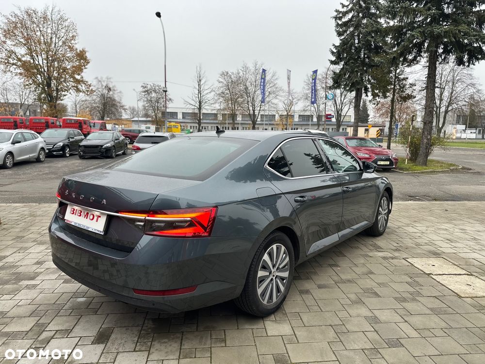 Skoda Superb 1.5 TSI Style DSG - 5