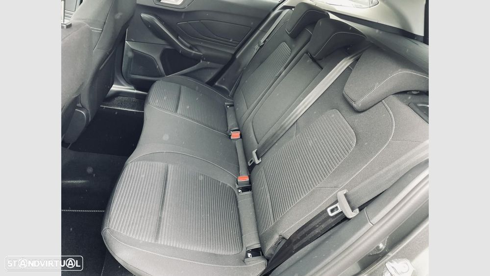Ford Focus 1.0 EcoBoost MHEV Active X - 12