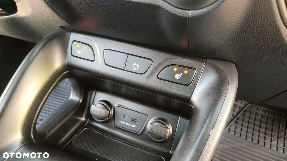 Hyundai ix35 blue 1.6 2WD Finale Gold - 23