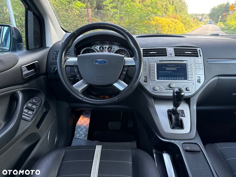 Ford Kuga 2.5 4x4 Titanium - 12