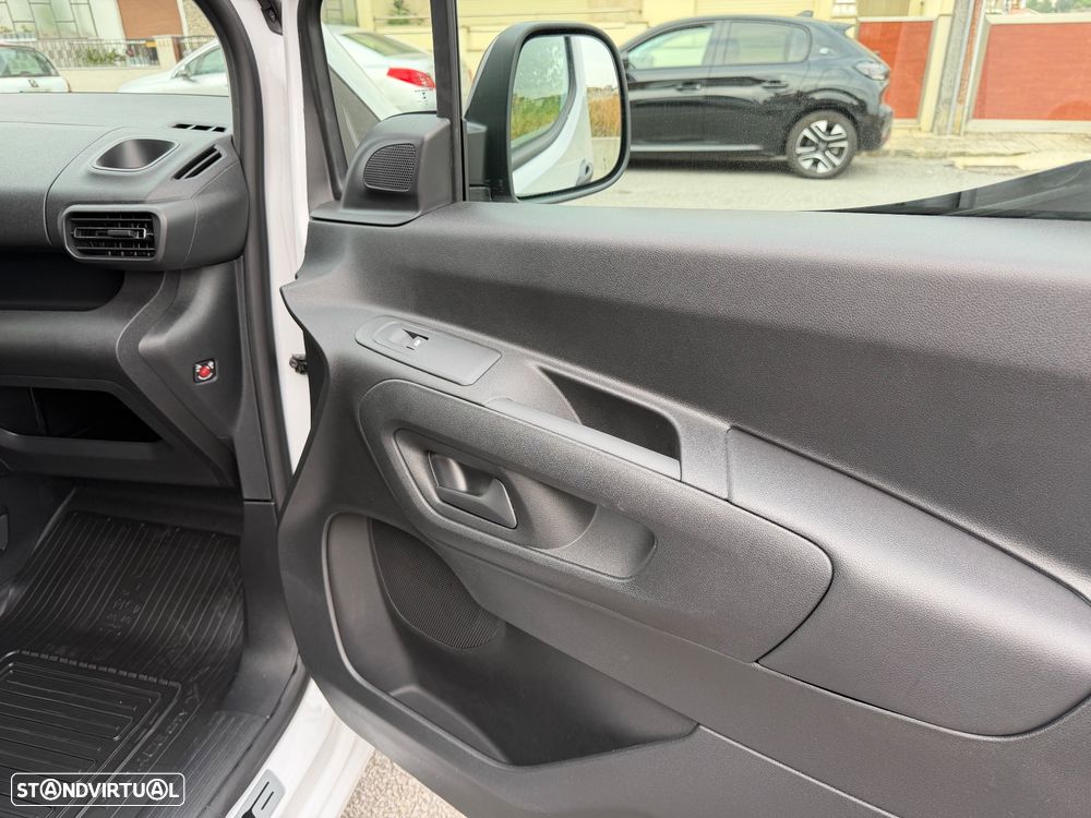 Toyota Proace City Eletrico - 43