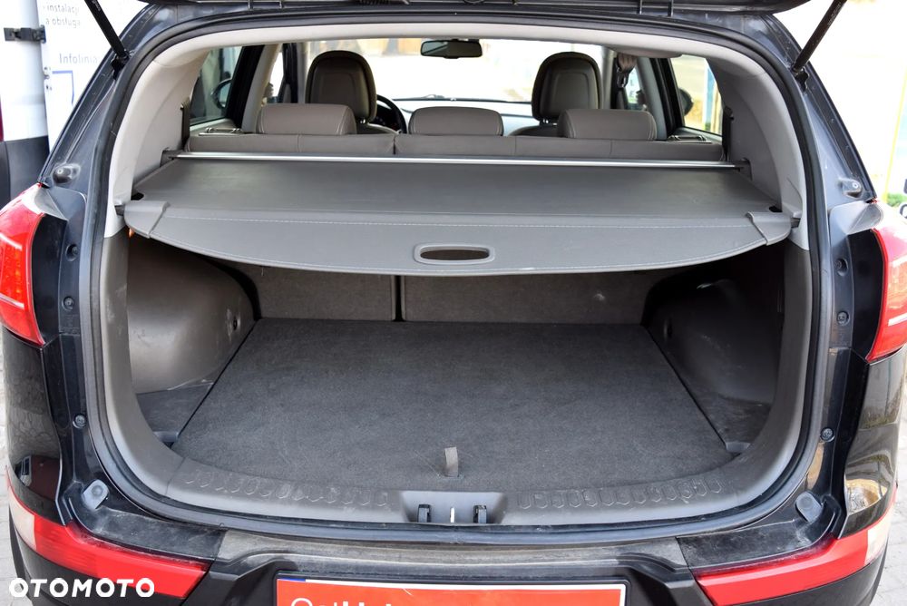 Kia Sportage 2.0 CRDI L AWD - 9