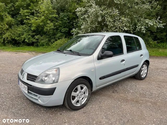 Renault Clio - 2