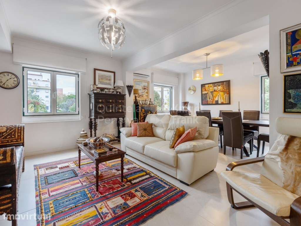 Apartamento T4 com garagem junto á escola alemã - Grande imagem: 2/29