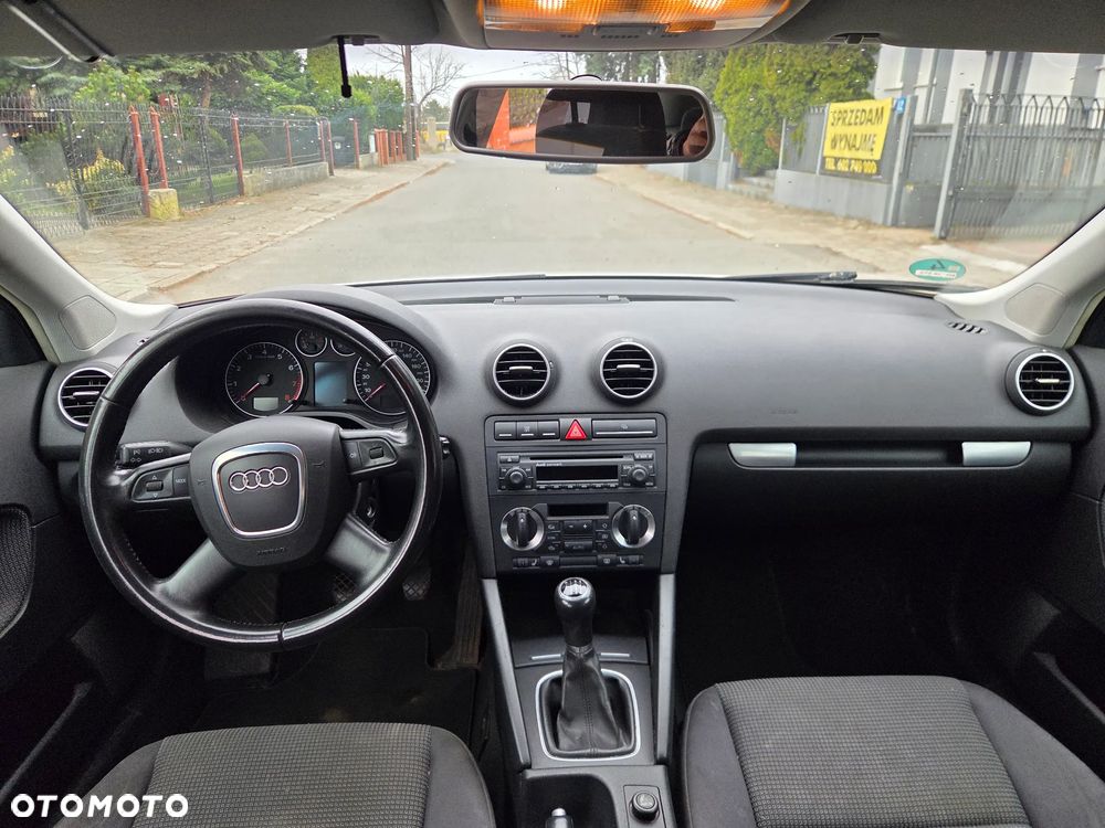 Audi A3 Sportback - 13