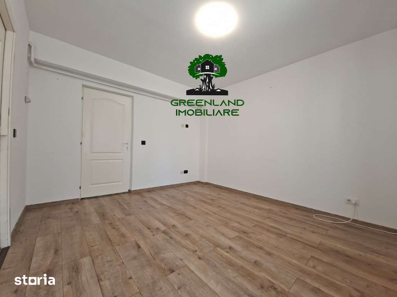 Apartament 1 Cam, Boxa INTABULATA de 7 mp, Parcare, 32 mp, Capat Cug - Imagine principală: 3/15