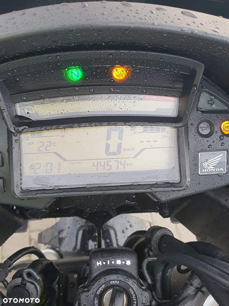 Honda VFR - 8