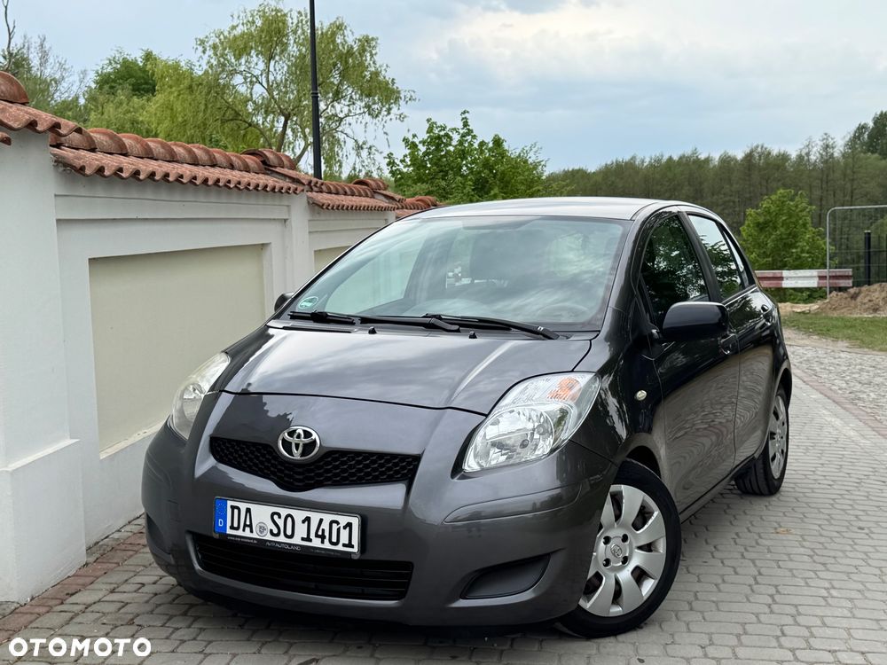 Toyota Yaris - 8