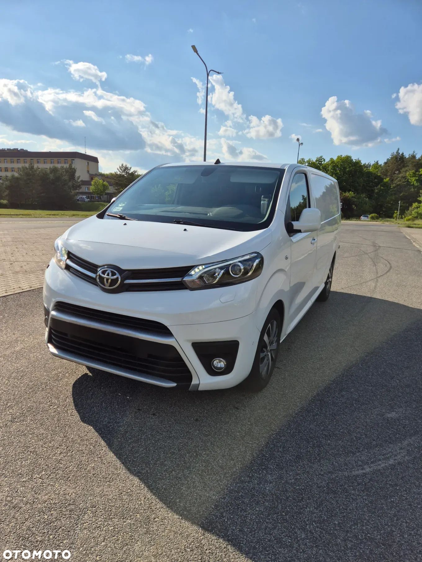 Toyota ProAce 2.0 D-4D Long 3,0t Mobilny Life - 1