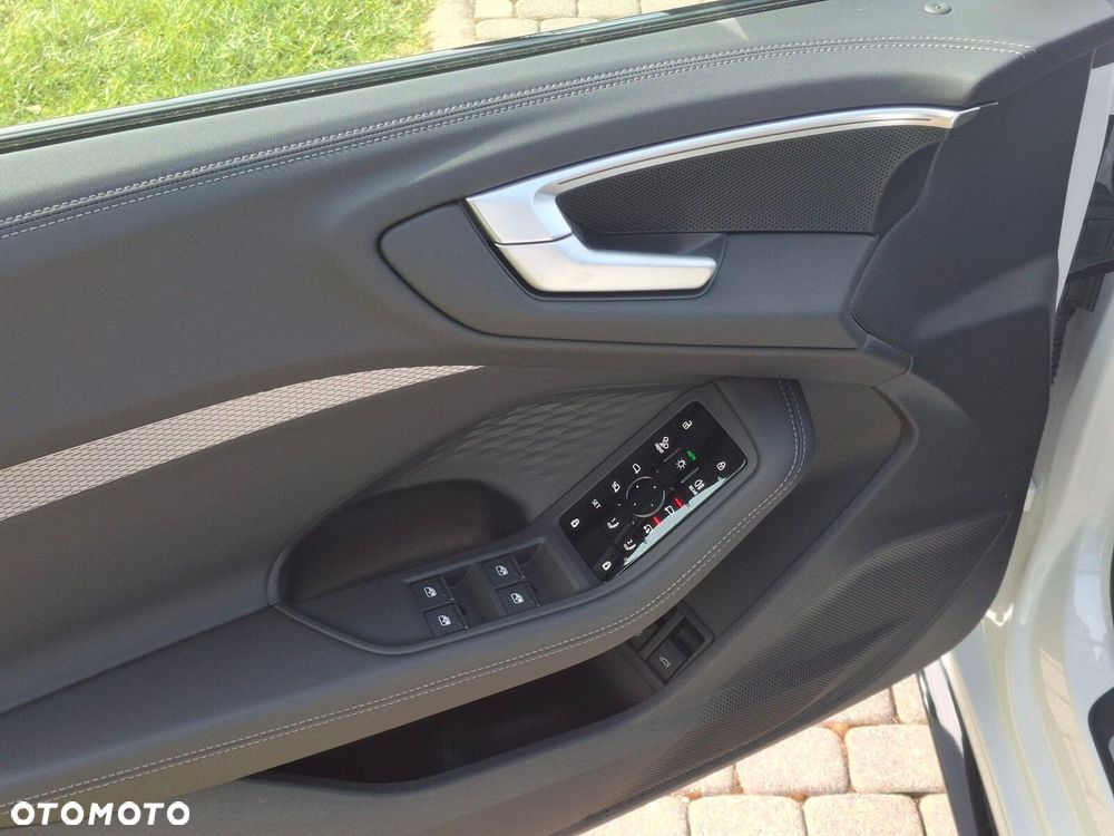 Audi A5 Limousine - 30