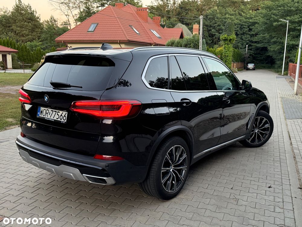 BMW X5 xDrive40i - 2