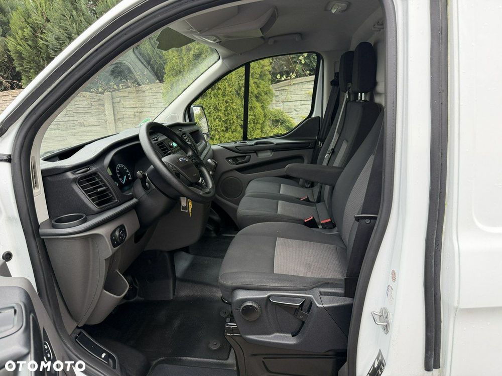 Ford Transit - 11
