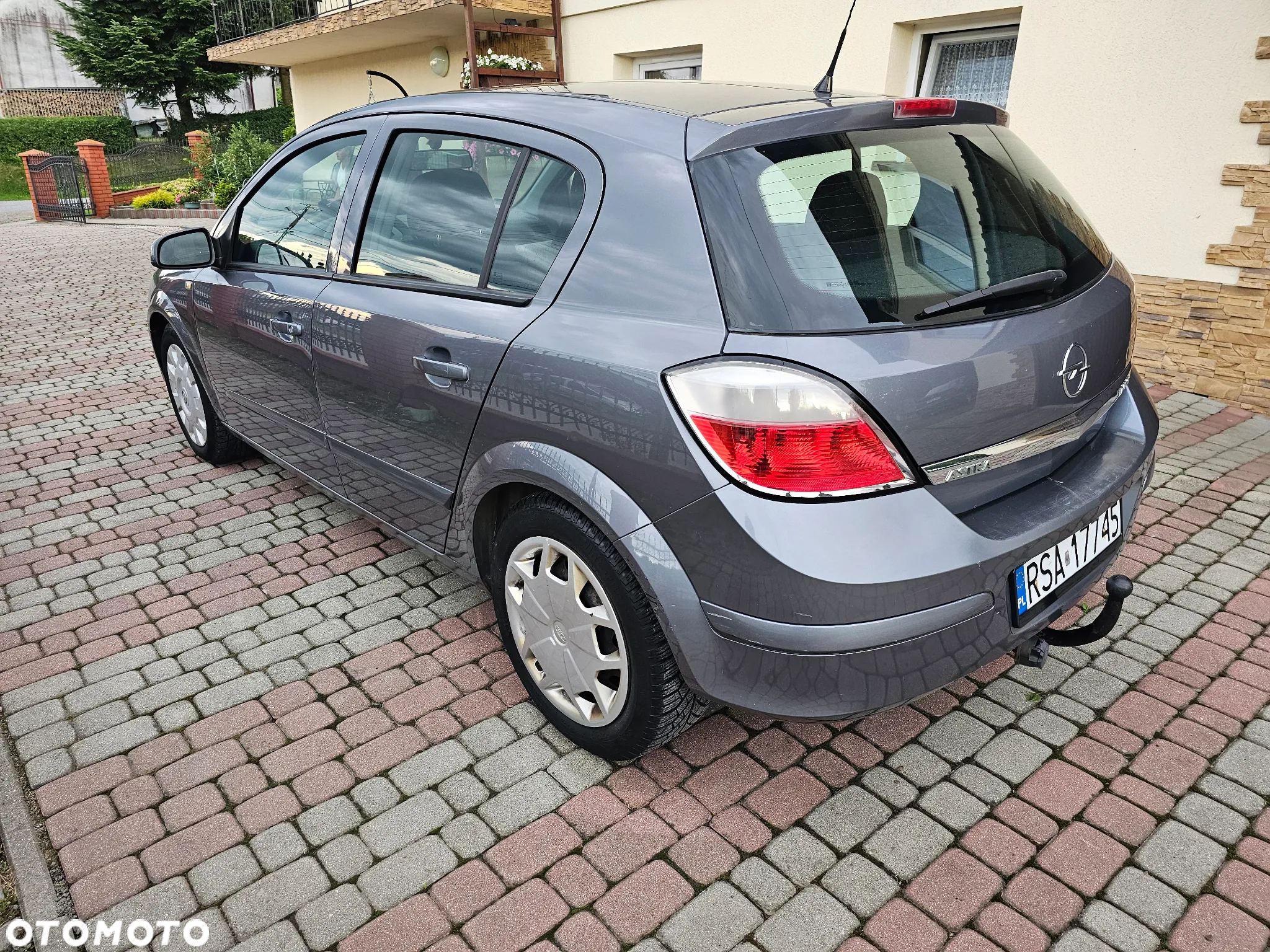 Opel Astra III 1.7 CDTI Essentia - 4