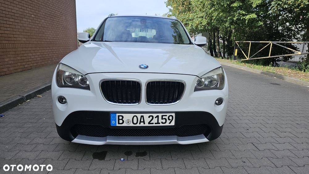 BMW X1 sDrive18d Sport Line - 4