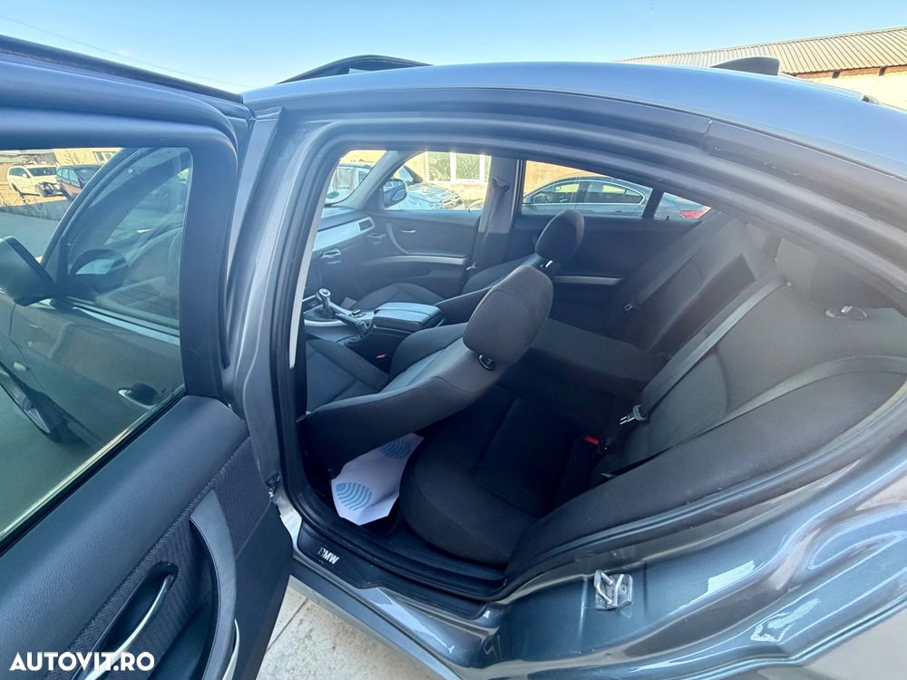 BMW Seria 3 320d DPF Edition Lifestyle - 11