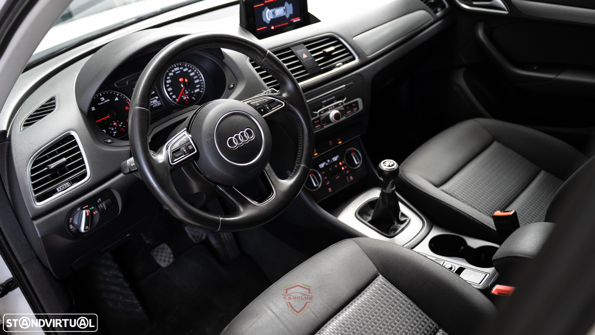 Audi Q3 2.0 TDI Design - 14